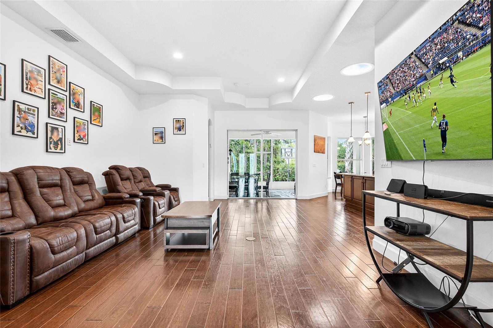 CHELSEA PLACE PH 01 - Residential