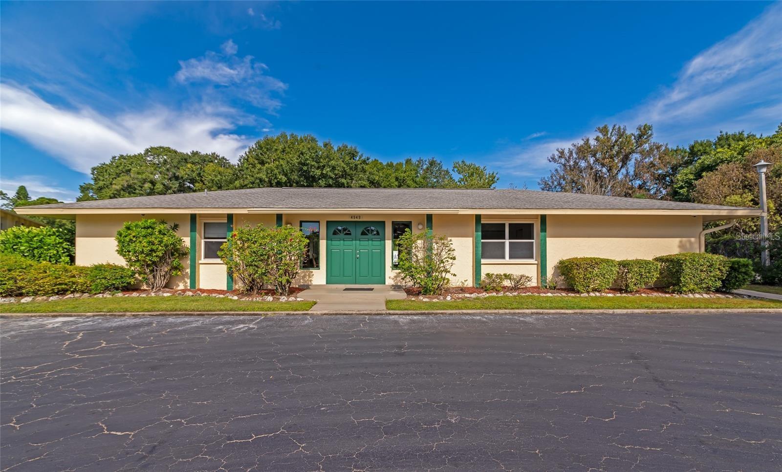 SUMMER LAKES - Residential Lease