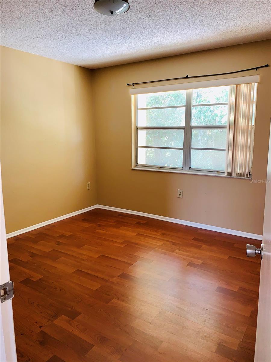 SUMMER LAKES - Residential Lease