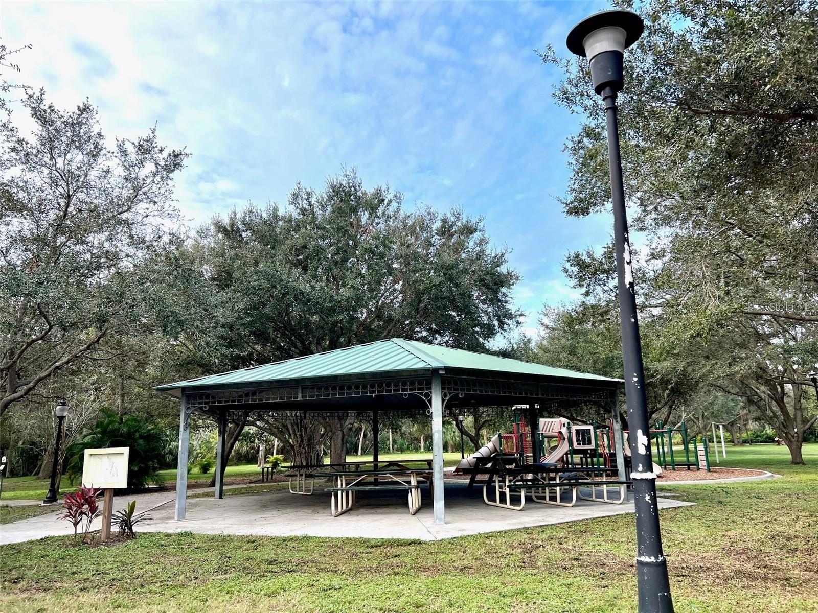 SUMMER LAKES - Residential Lease