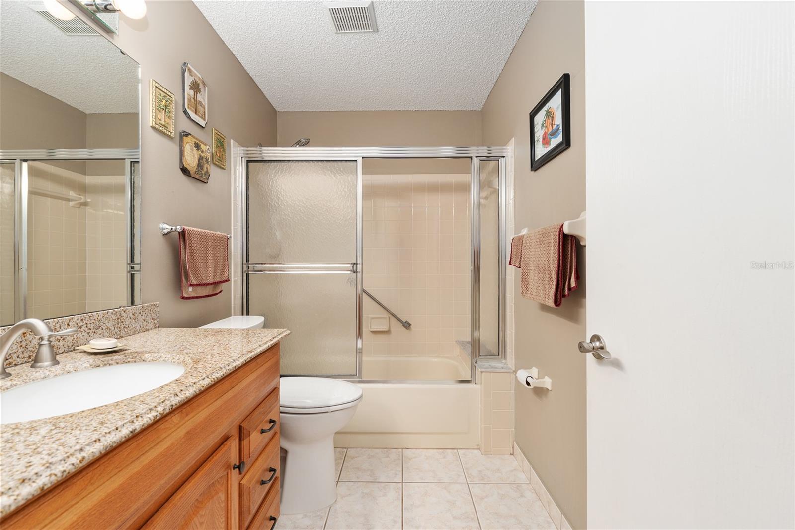 ON TOP OF THE WORLD - Residential