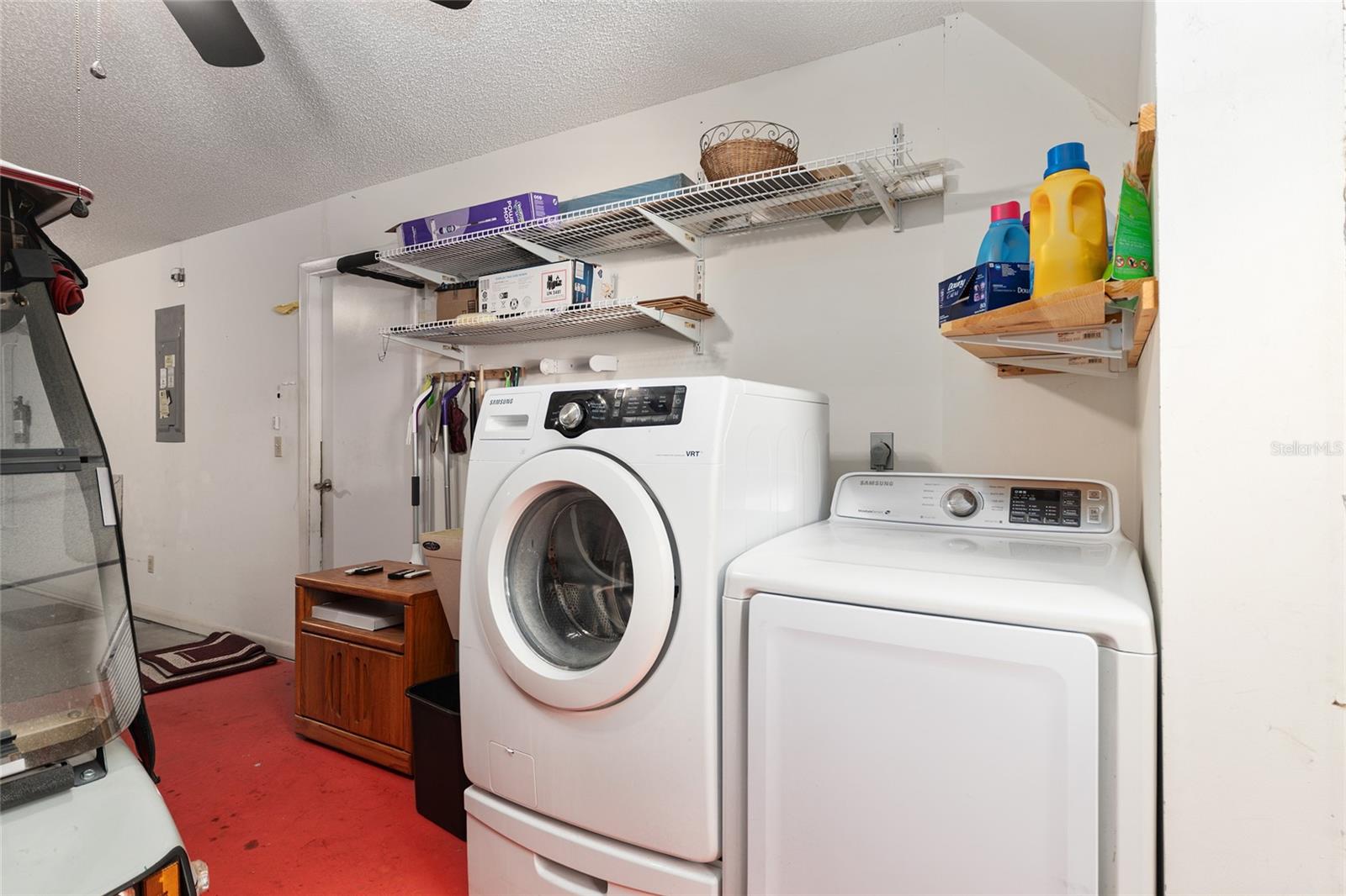 ON TOP OF THE WORLD - Residential