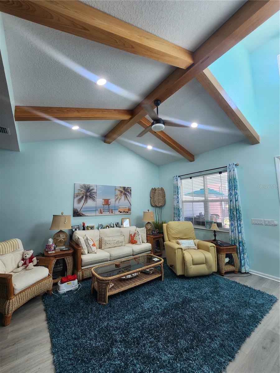 MARGARITAVILLE LATTITUDE - Residential