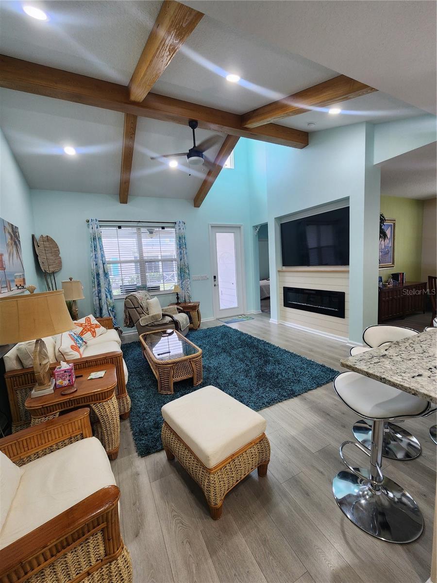 MARGARITAVILLE LATTITUDE - Residential