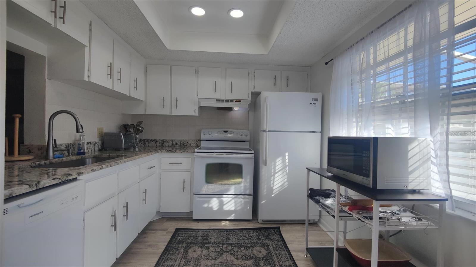 952 VIRGINIA STREET 103