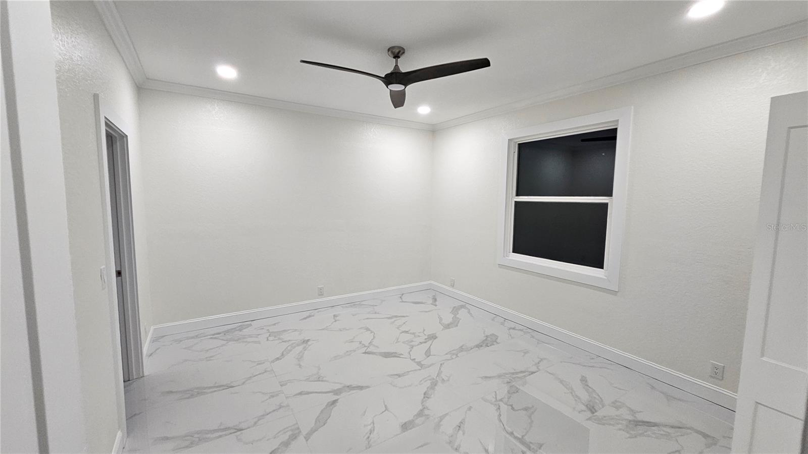 SECLUDED HARBOUR 02 - Residential