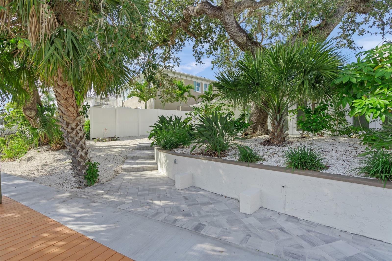 SECLUDED HARBOUR 02 - Residential