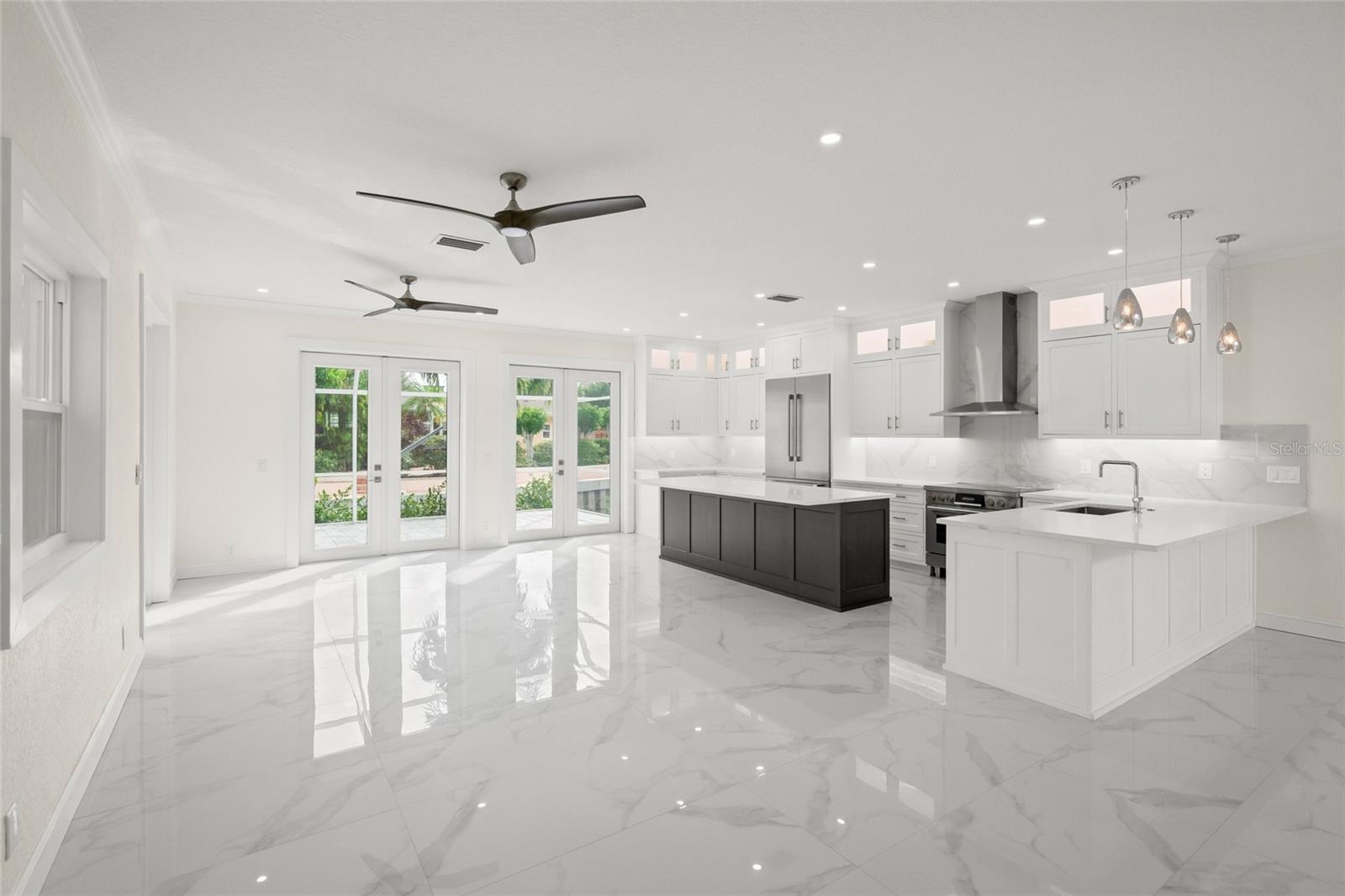 SECLUDED HARBOUR 02 - Residential