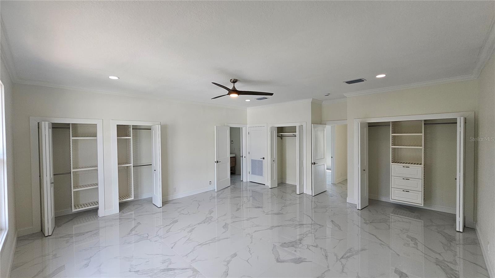 SECLUDED HARBOUR 02 - Residential