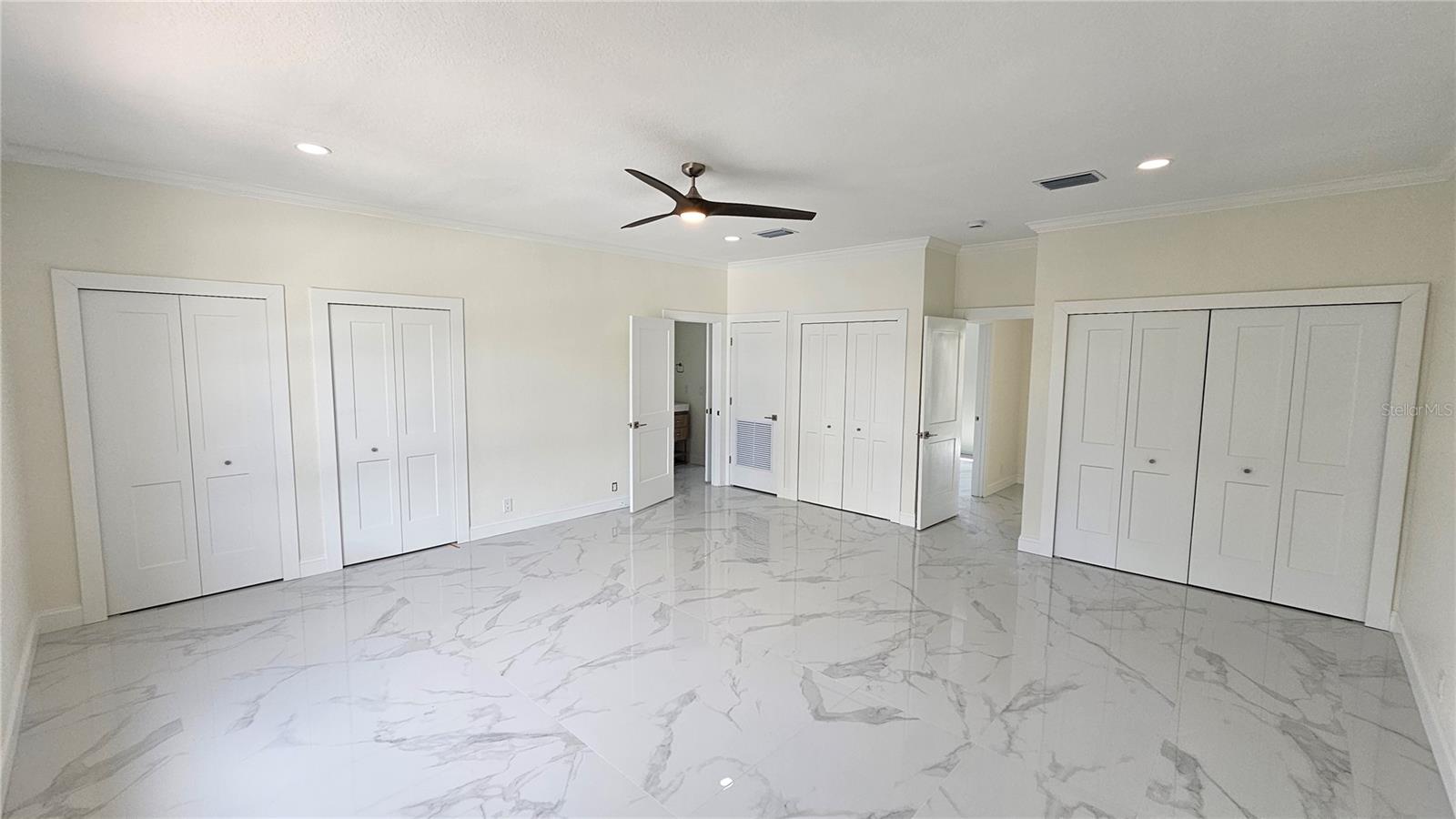 SECLUDED HARBOUR 02 - Residential