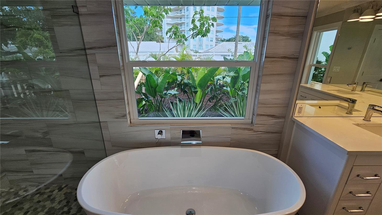 SECLUDED HARBOUR 02 - Residential