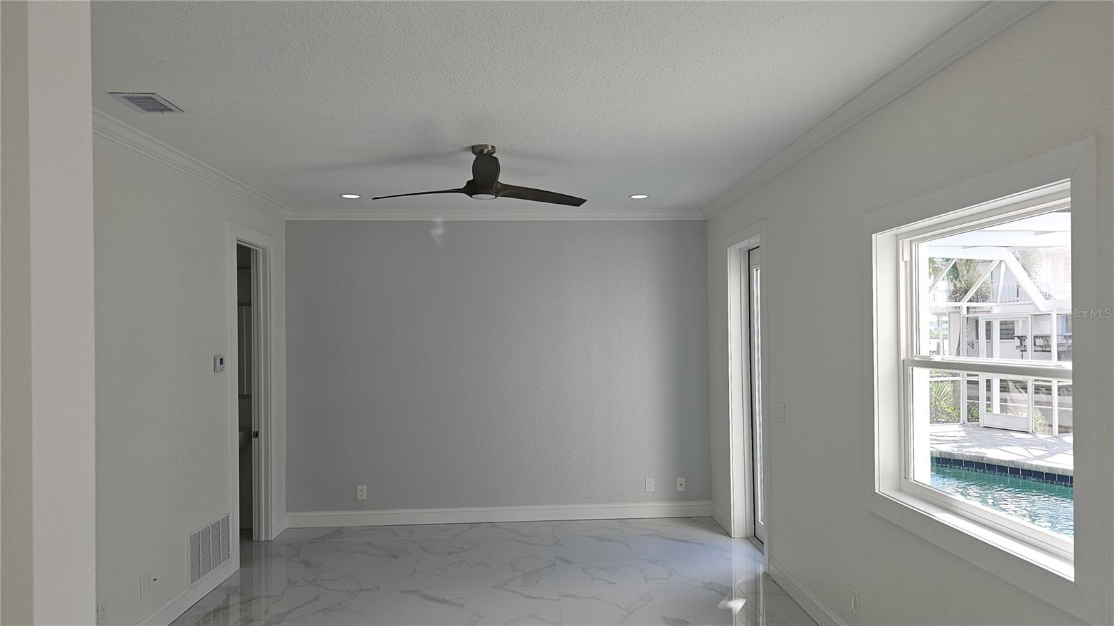 SECLUDED HARBOUR 02 - Residential