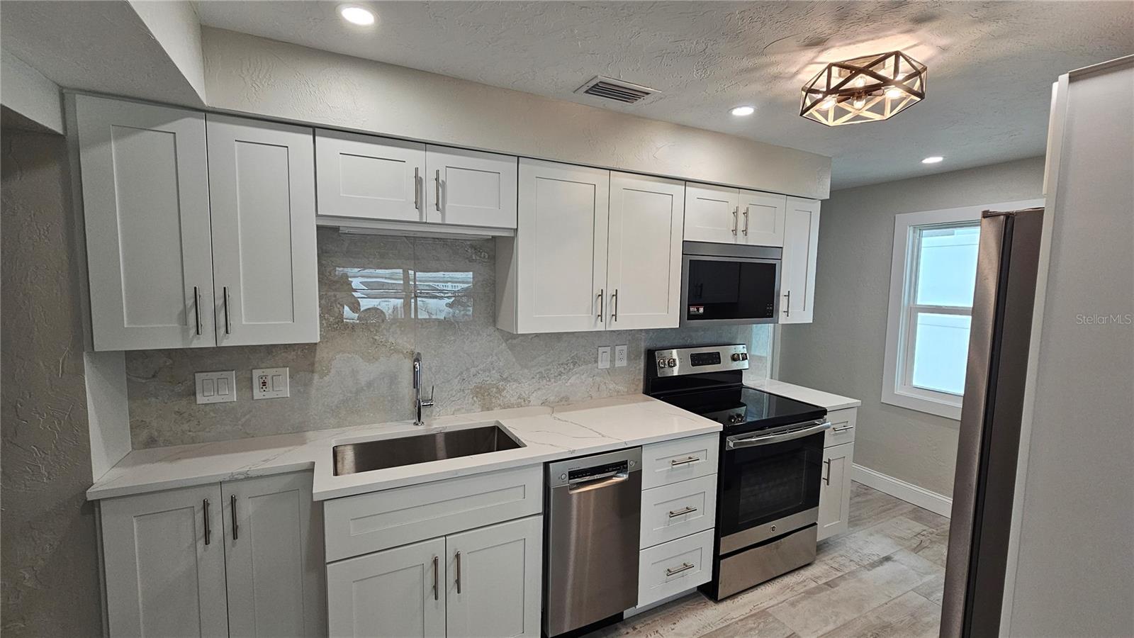 SECLUDED HARBOUR 02 - Residential