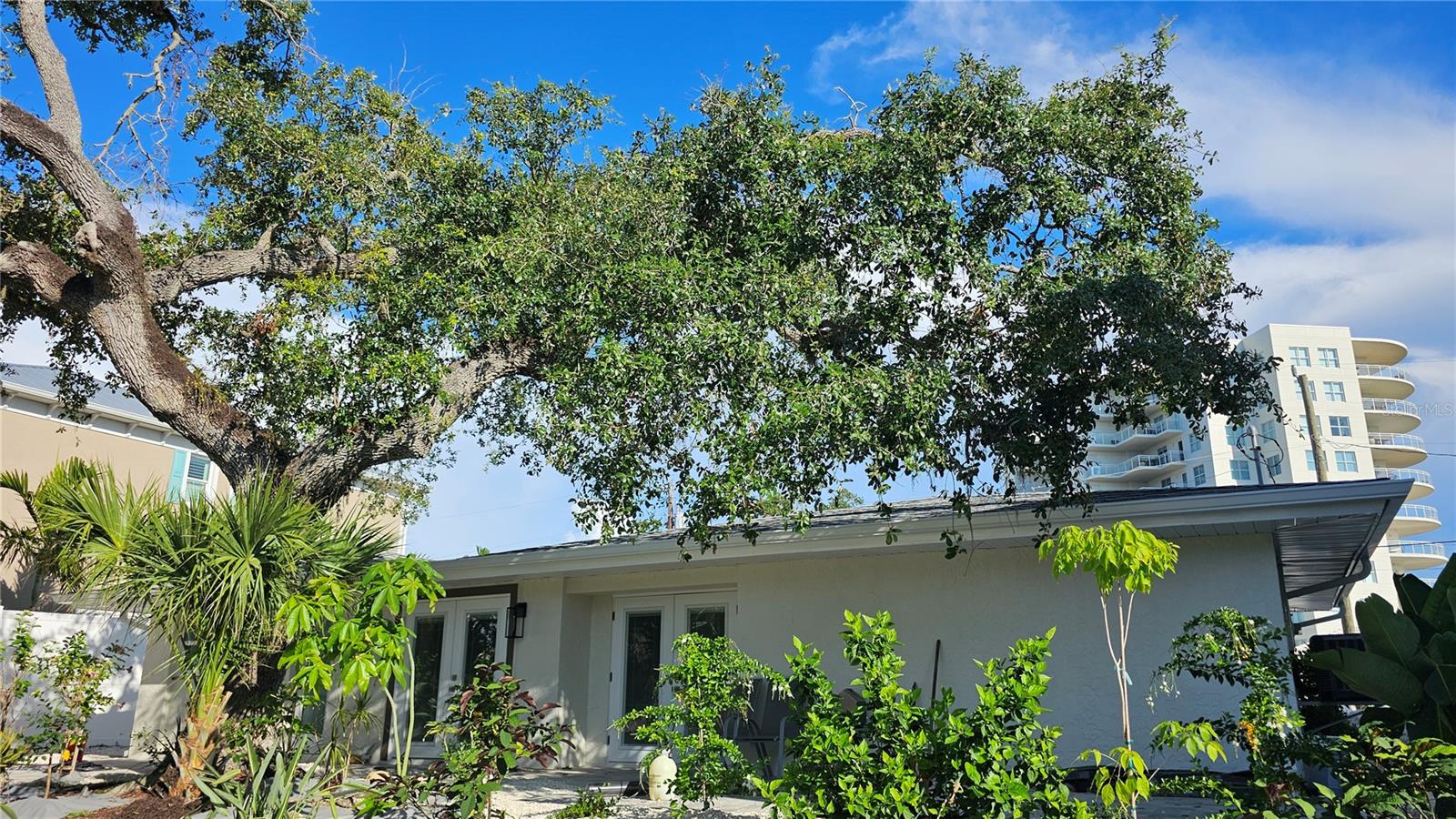 SECLUDED HARBOUR 02 - Residential