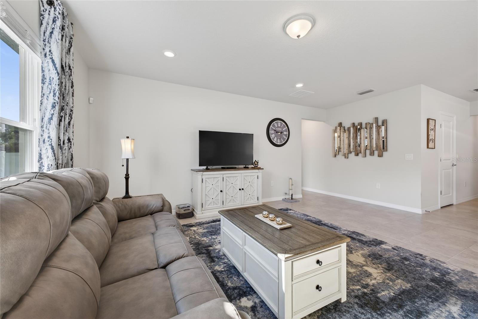 ESTATES/LK FLORENCE - Residential