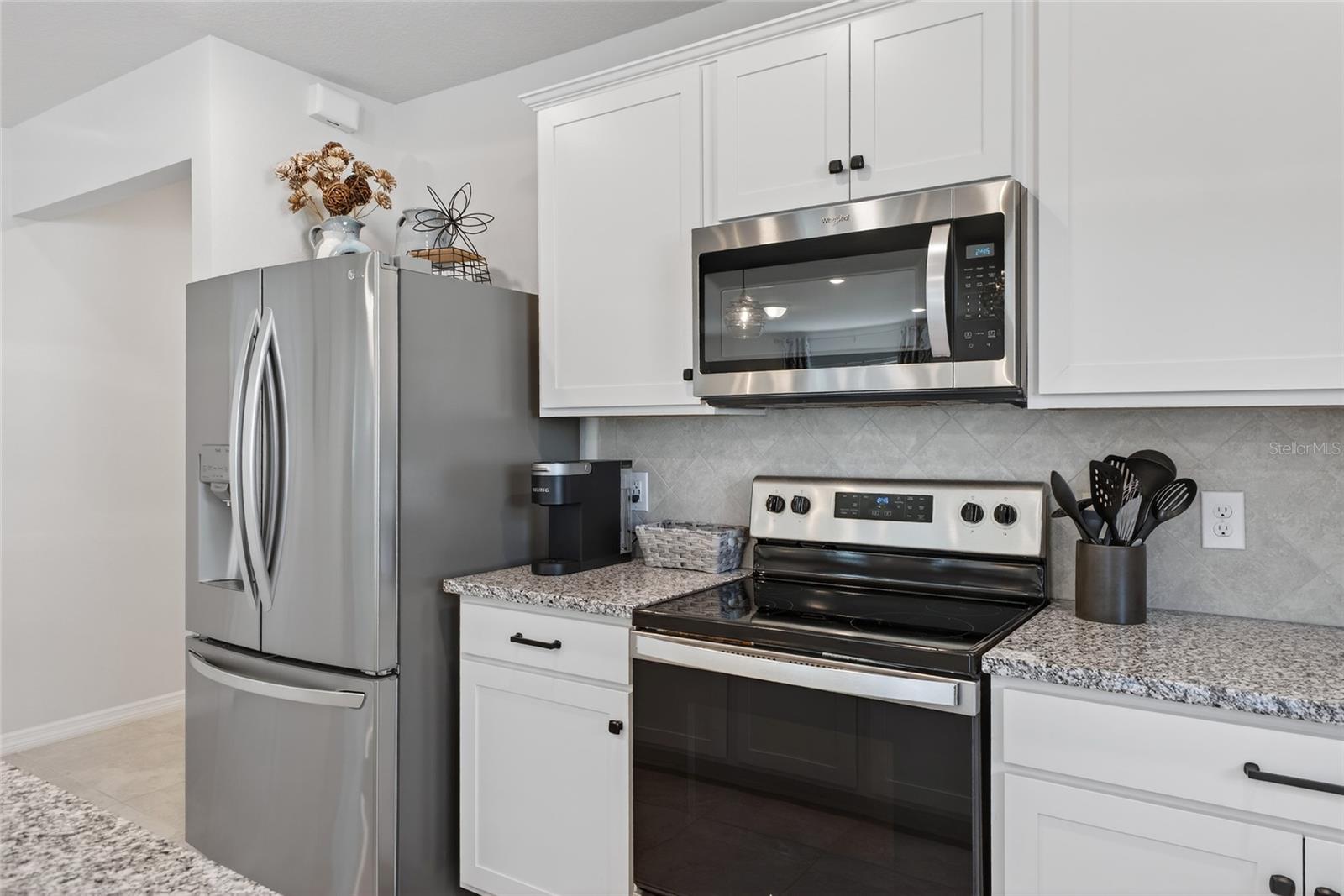 ESTATES/LK FLORENCE - Residential