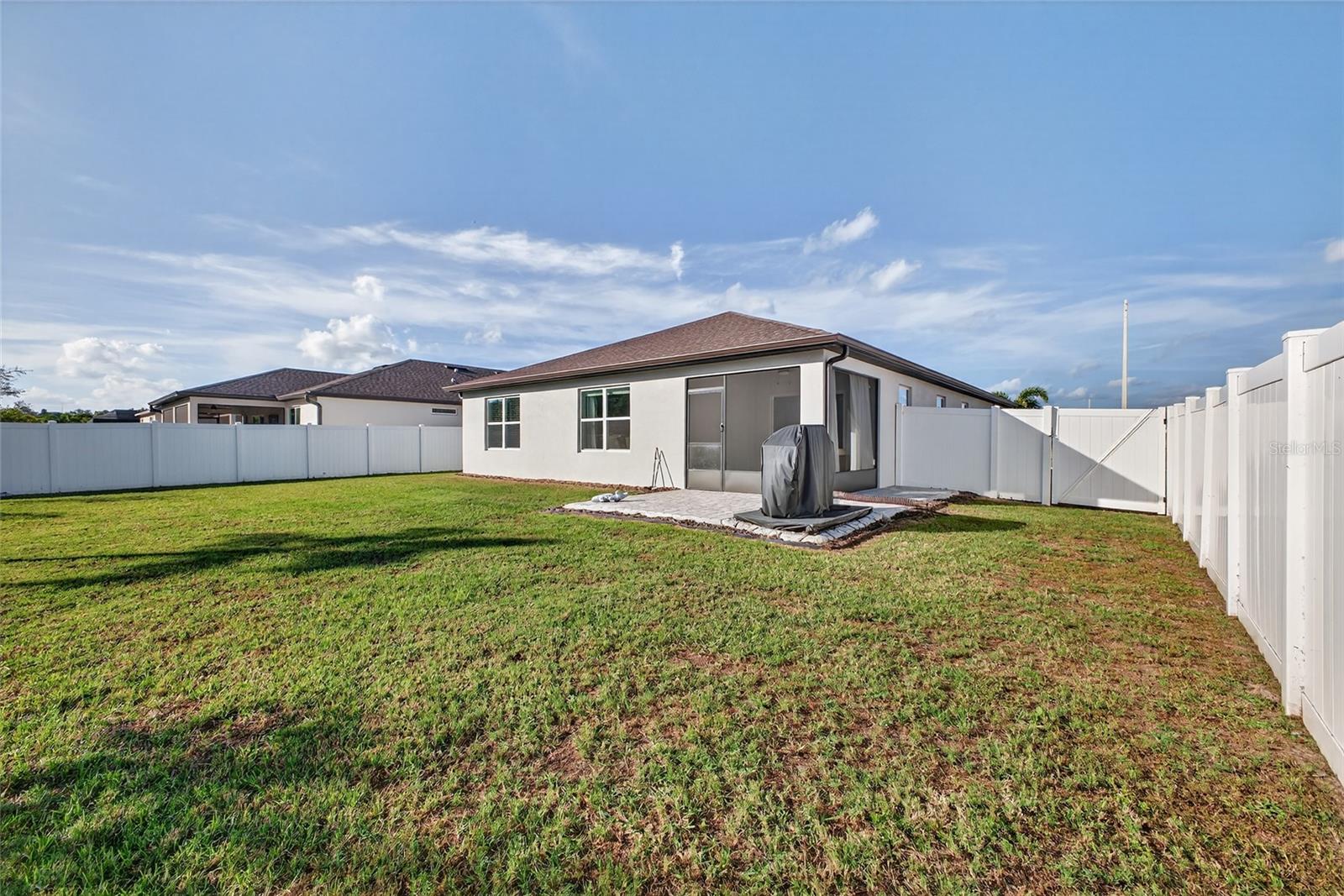 ESTATES/LK FLORENCE - Residential