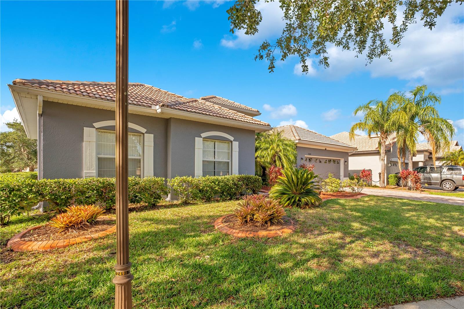 2641 MEADOW VIEW COURT