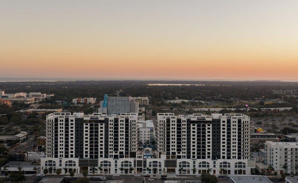 Photo of 1000 1st Avenue N #C1, St Petersburg, FL 33705 (MLS # O6389329)