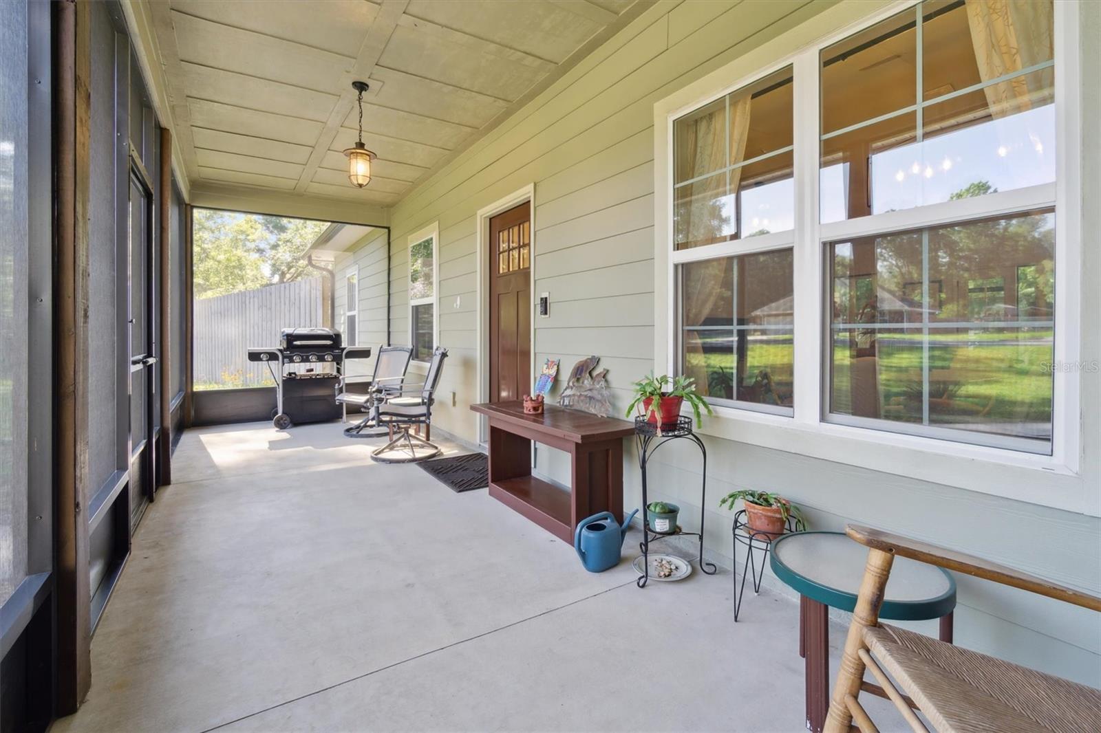 180 SW ETHEL GLEN