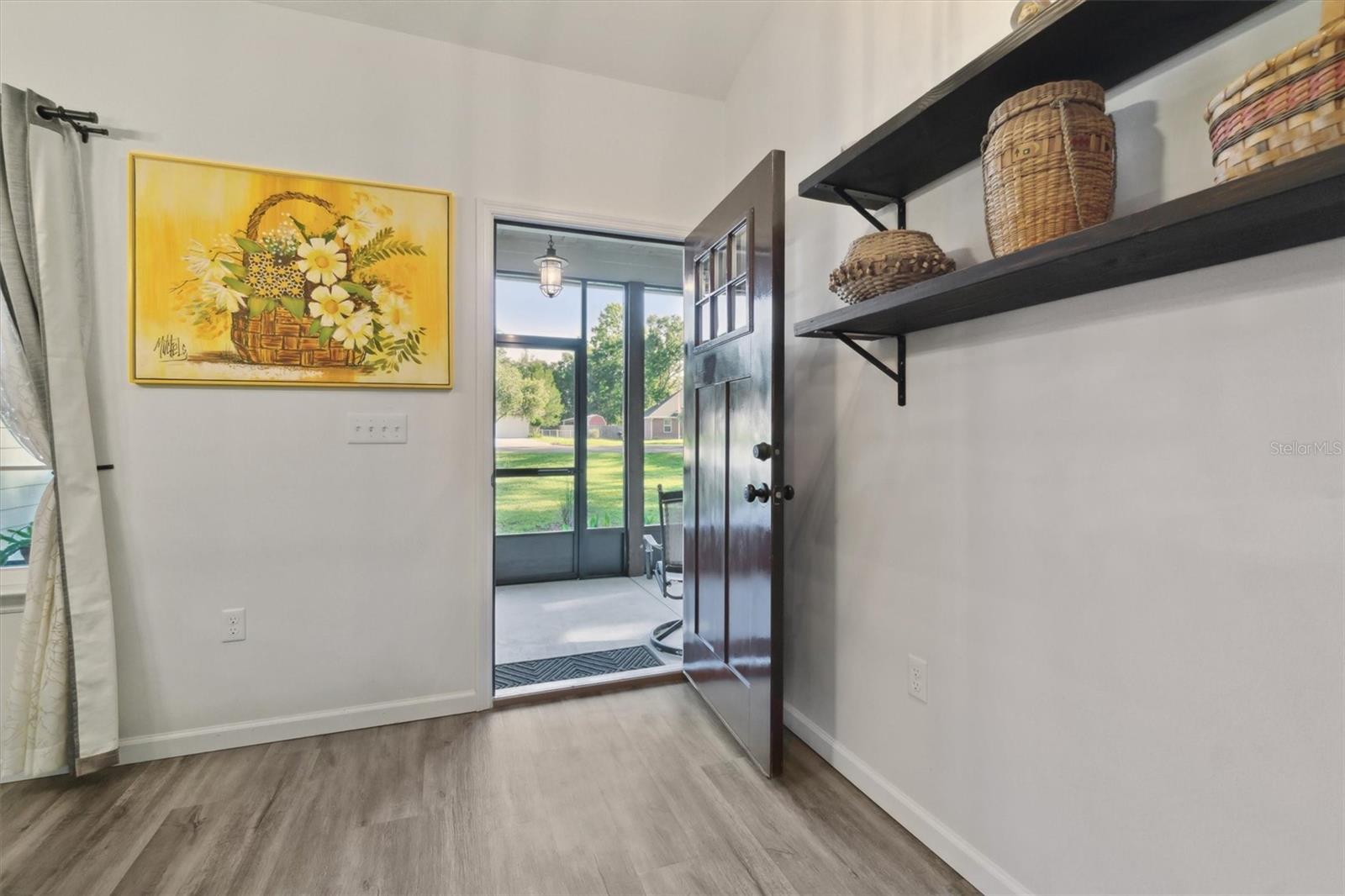 180 SW ETHEL GLEN