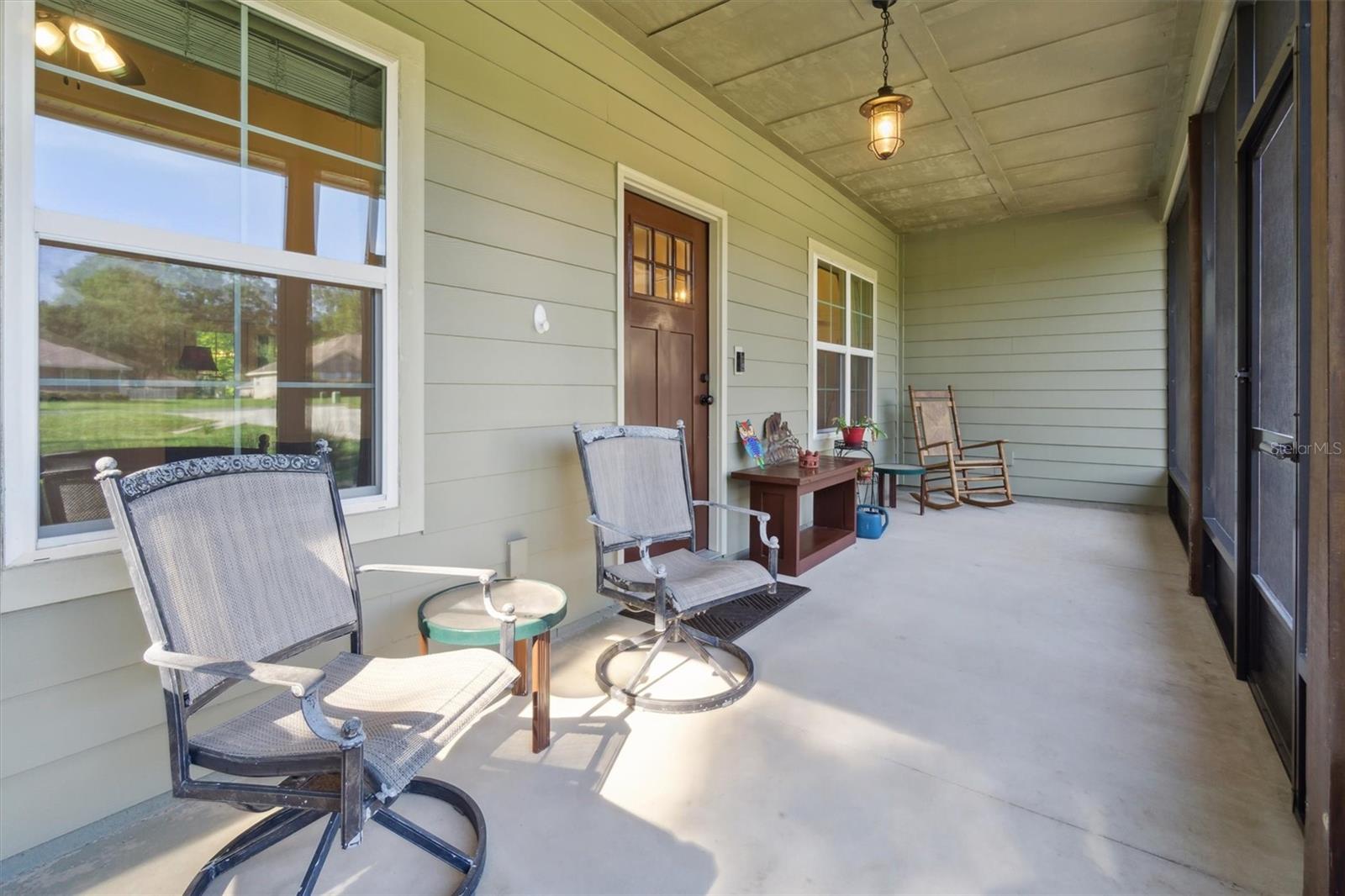 180 SW ETHEL GLEN