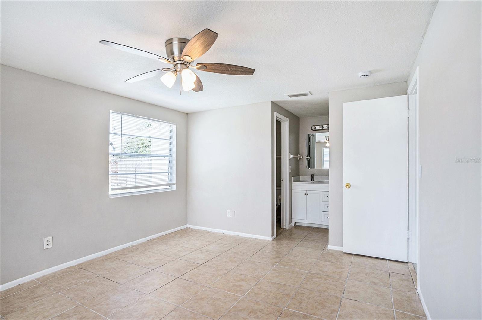 WOOD LAKE PH 1 UNIT 4B - Residential