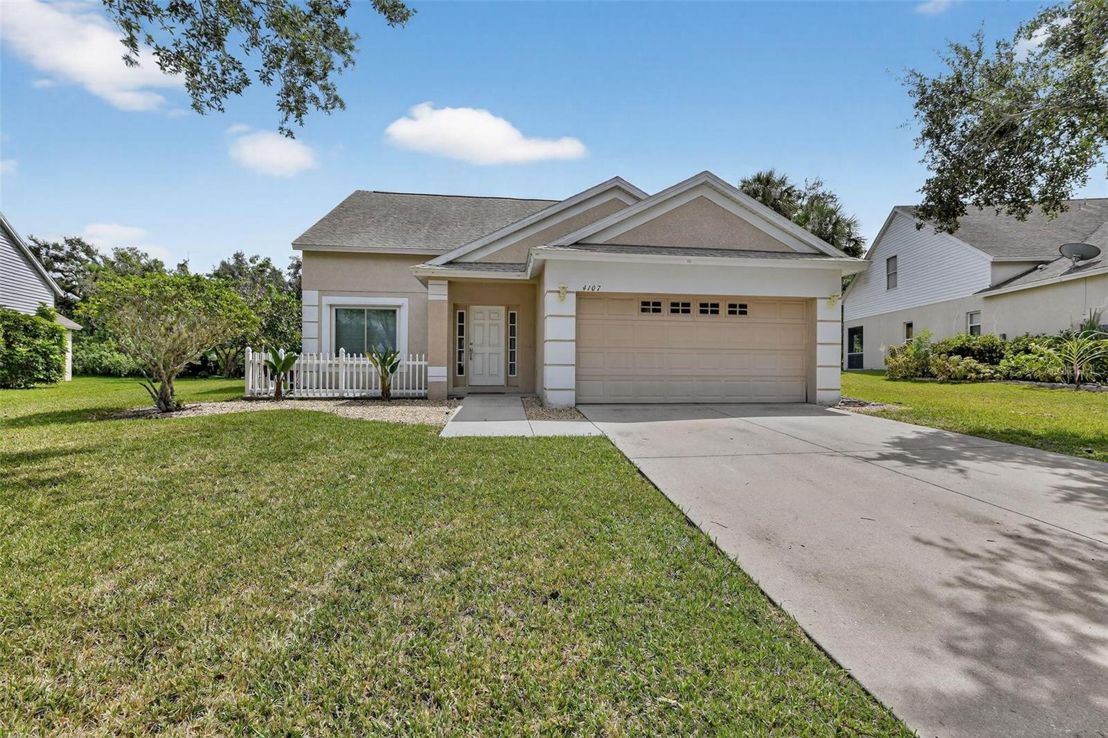 OAK TRACE - Residential