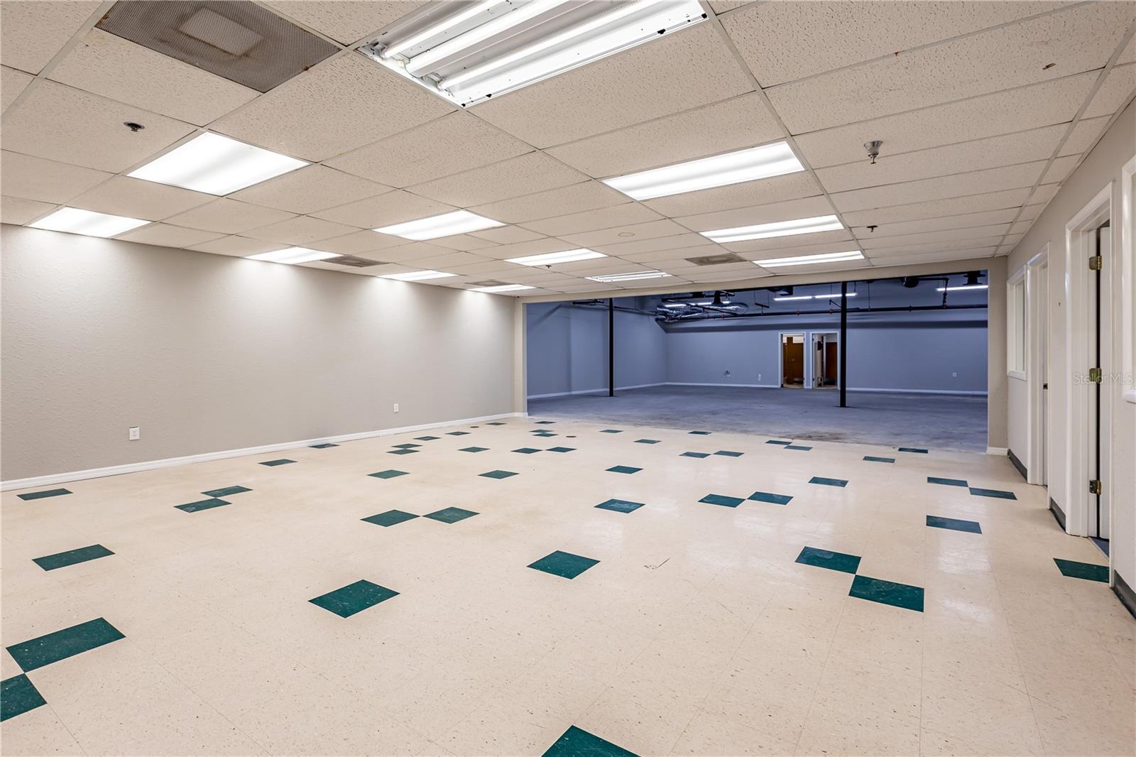 UNPLATTED - Commercial Lease