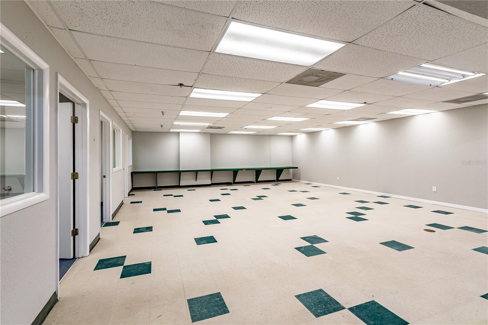 UNPLATTED - Commercial Lease