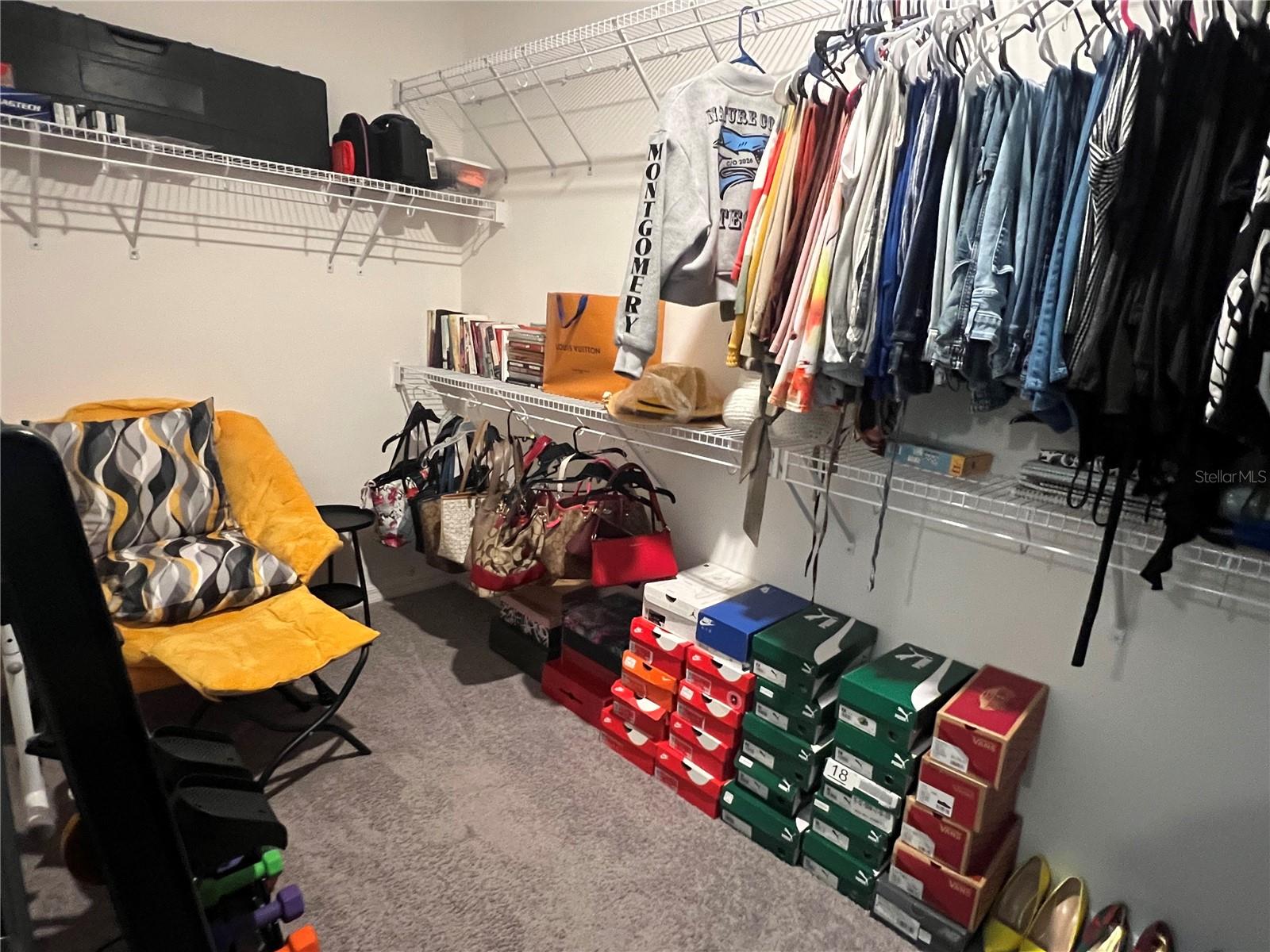 SPRING HILL - Residential