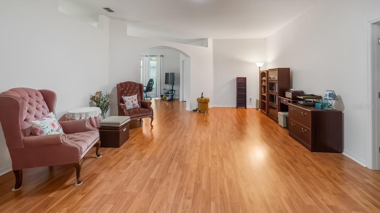 CLERMONT HUNTINGTON AT KINGS RIDGE - Residential