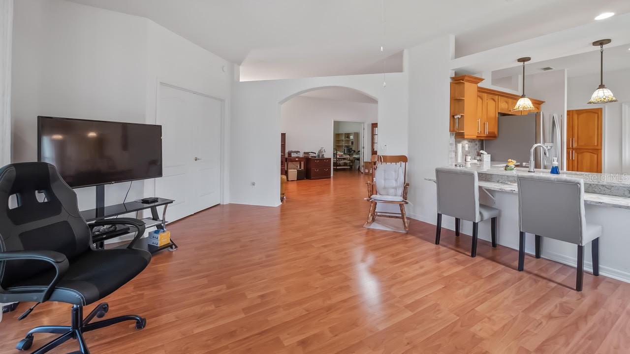 CLERMONT HUNTINGTON AT KINGS RIDGE - Residential