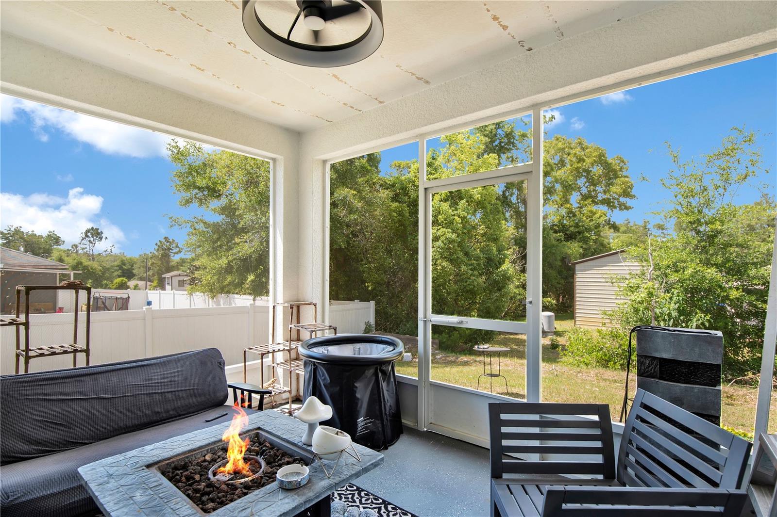 WEST HIGHLANDS - Residential