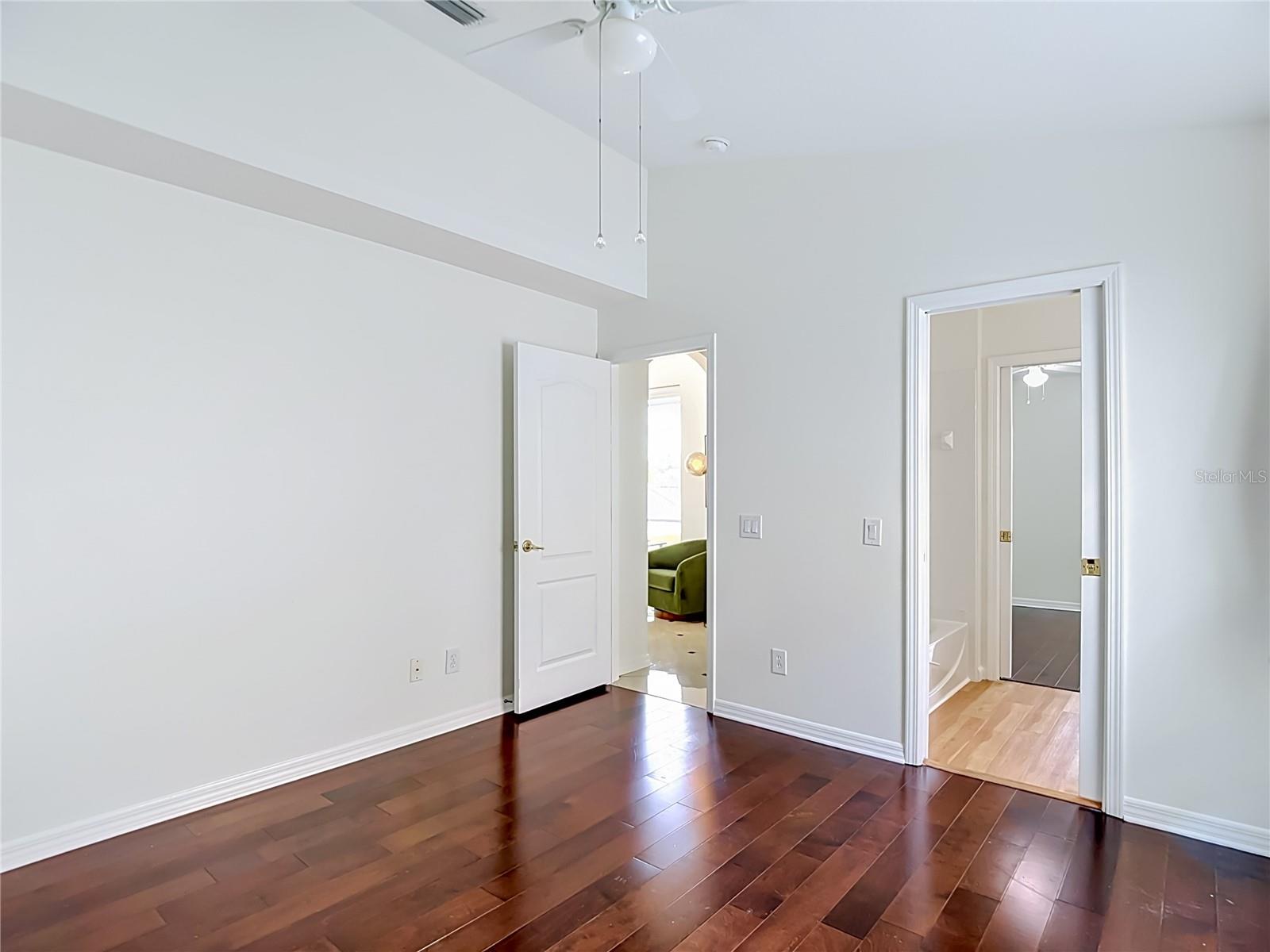 SUNCOAST MEADOWS INCREMENT 01 - Residential