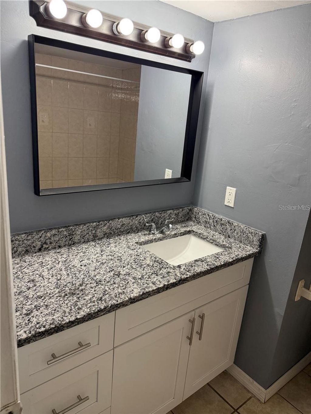 Photo of 7210 N Manhattan Avenue #2011, Tampa, FL 33614 (MLS # S5148115)