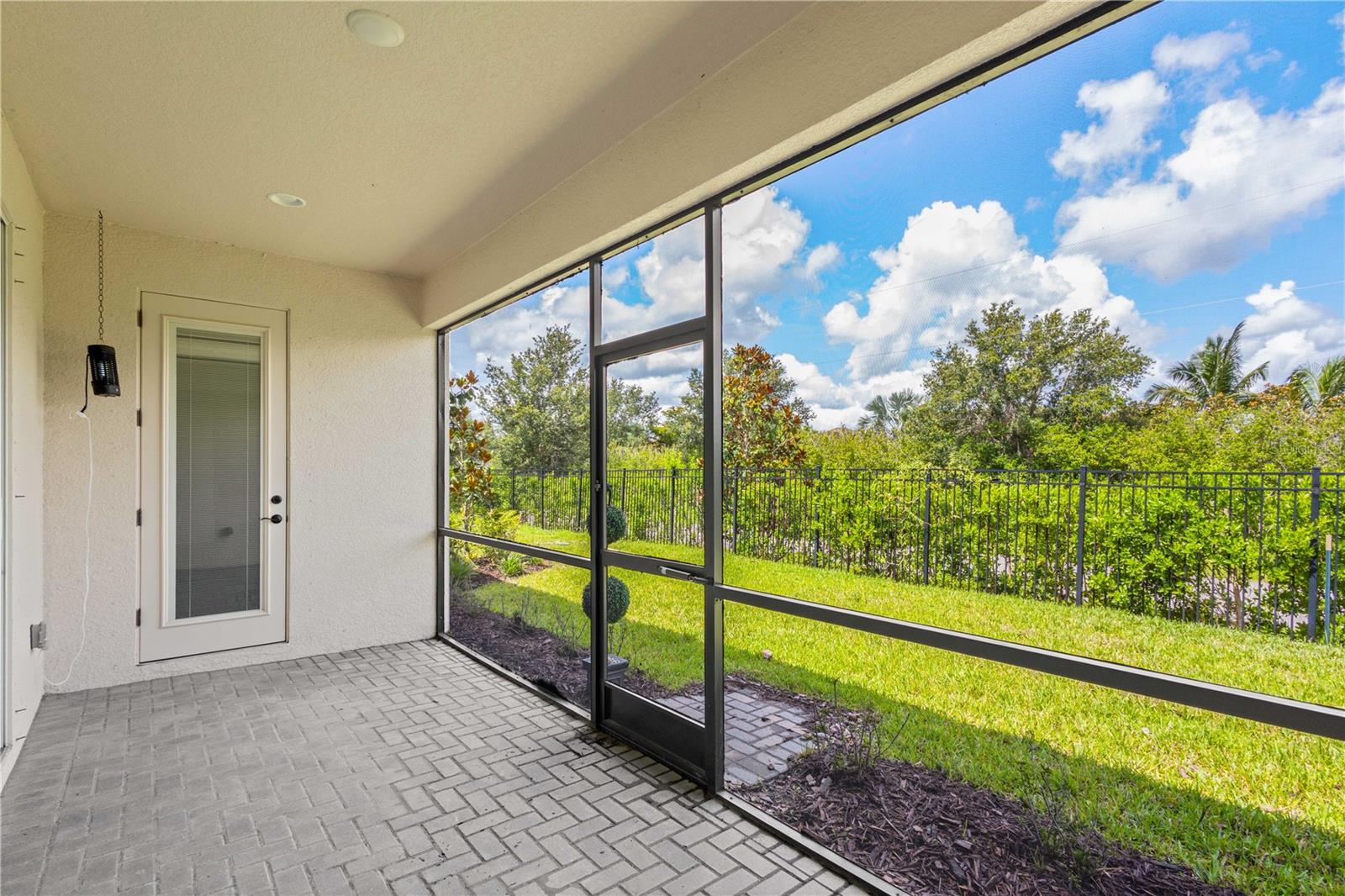 RIVERSIDE PRESERVE PH II - Residential