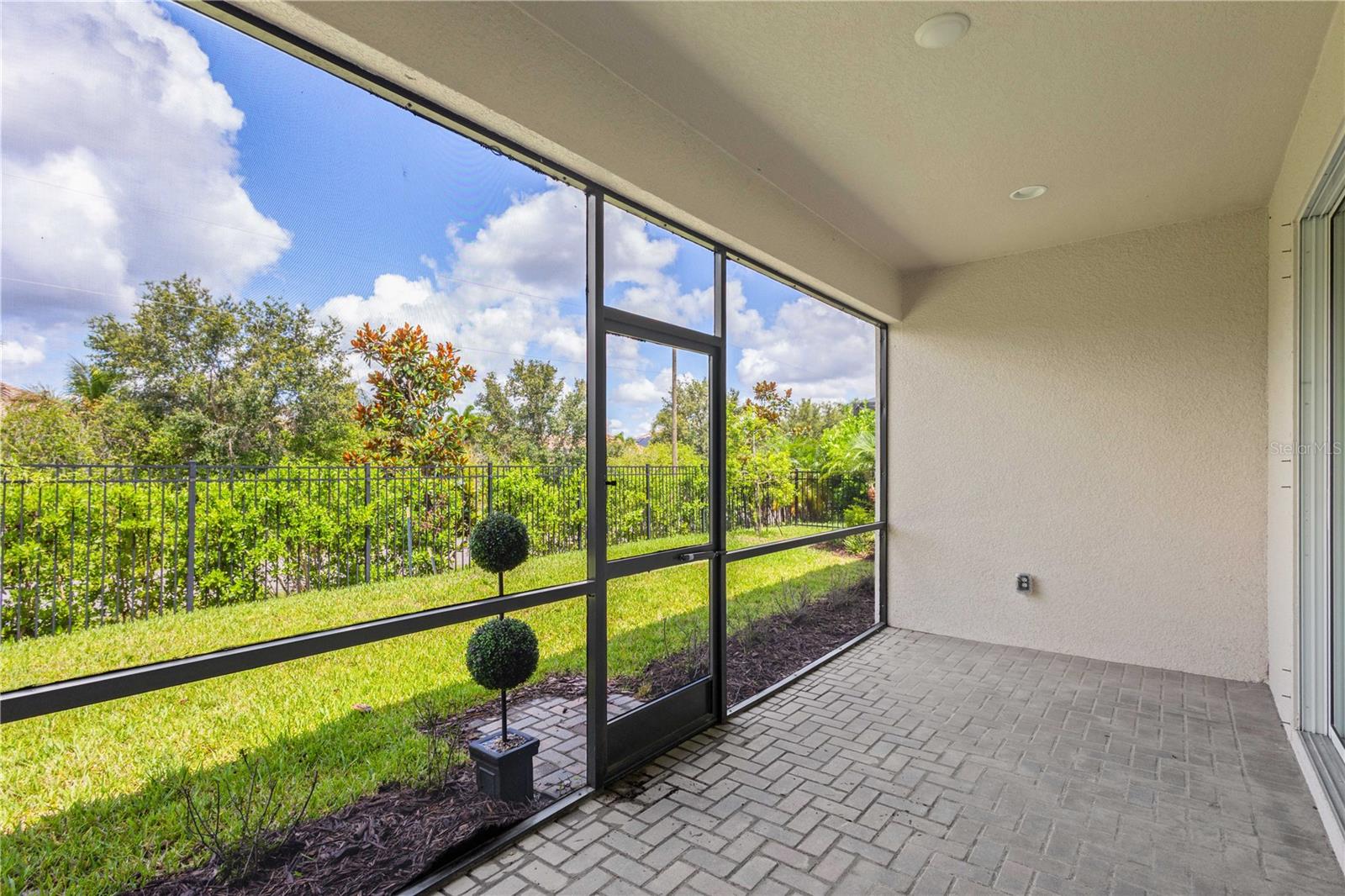 RIVERSIDE PRESERVE PH II - Residential