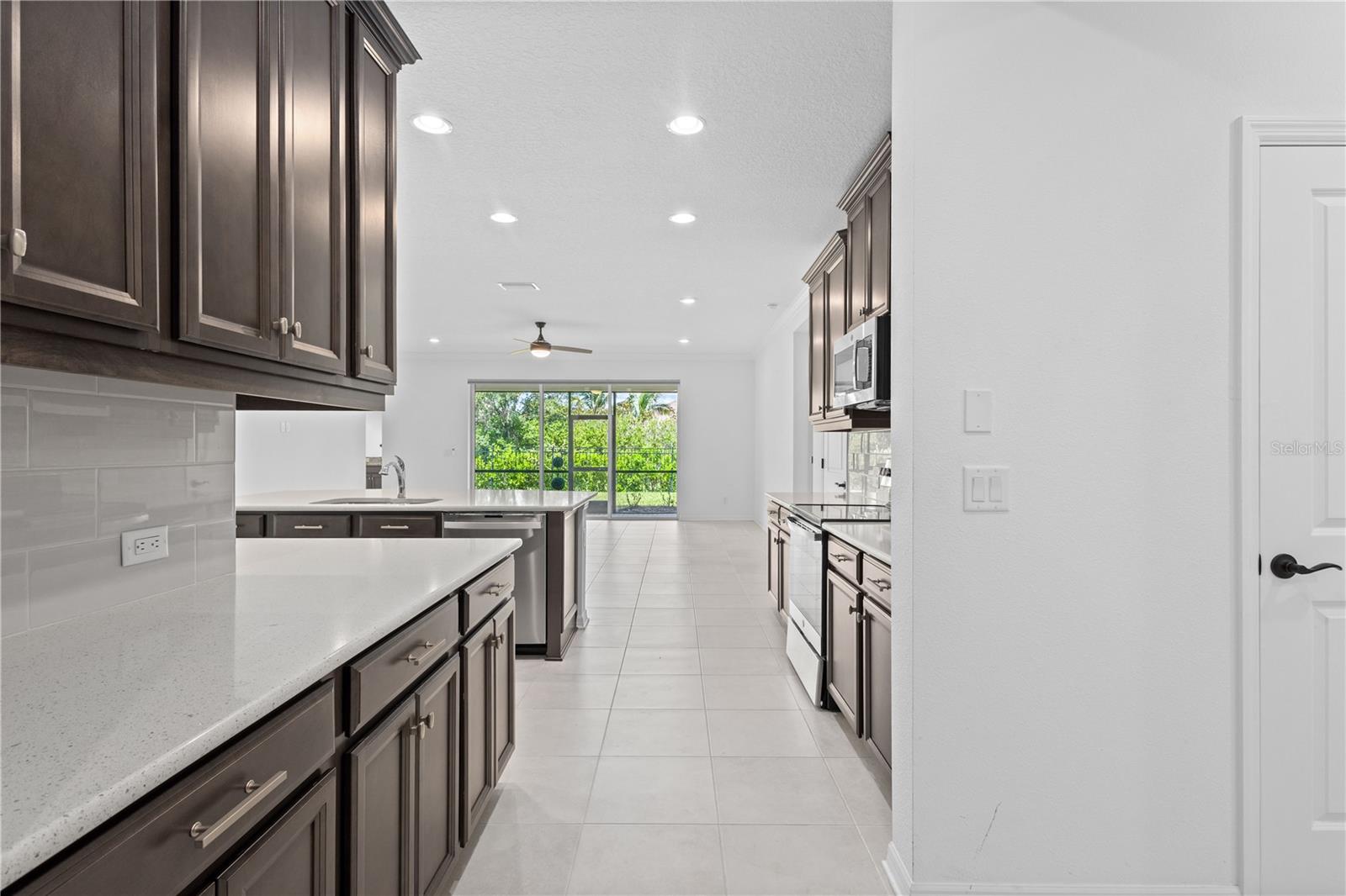 RIVERSIDE PRESERVE PH II - Residential