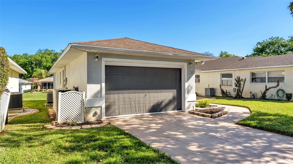 Photo of 2151 Silver Re Drive, Lakeland, FL 33810 (MLS # L4960583)