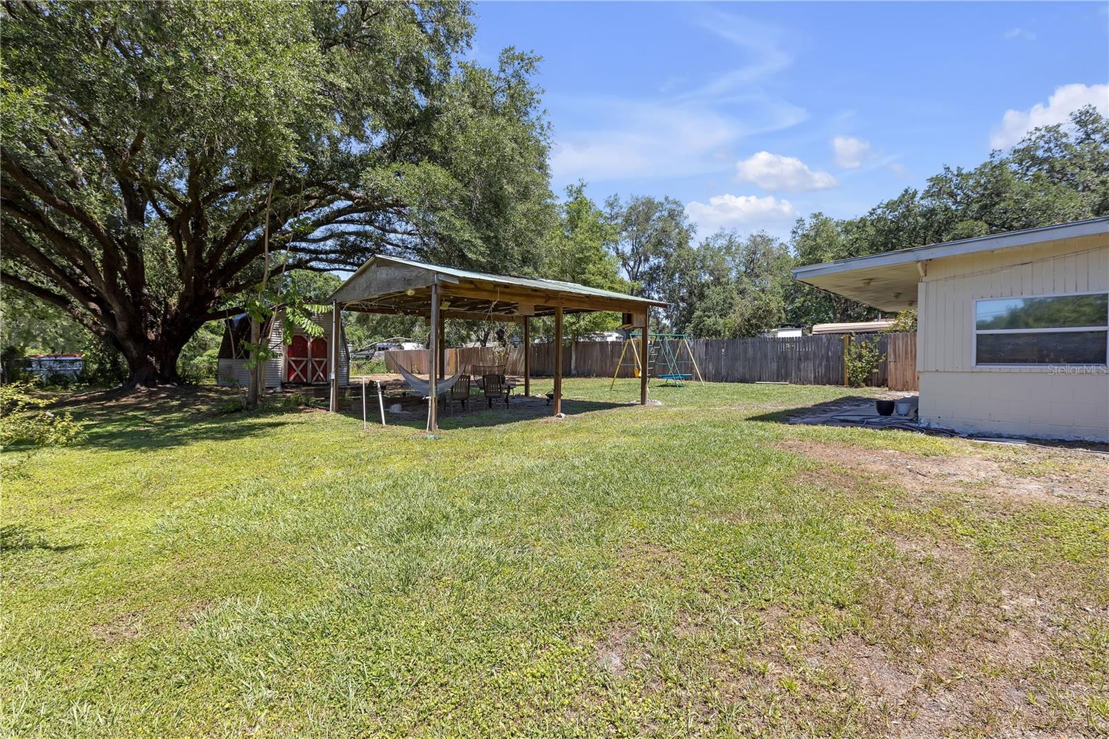 11202 RUSSELL DRIVE