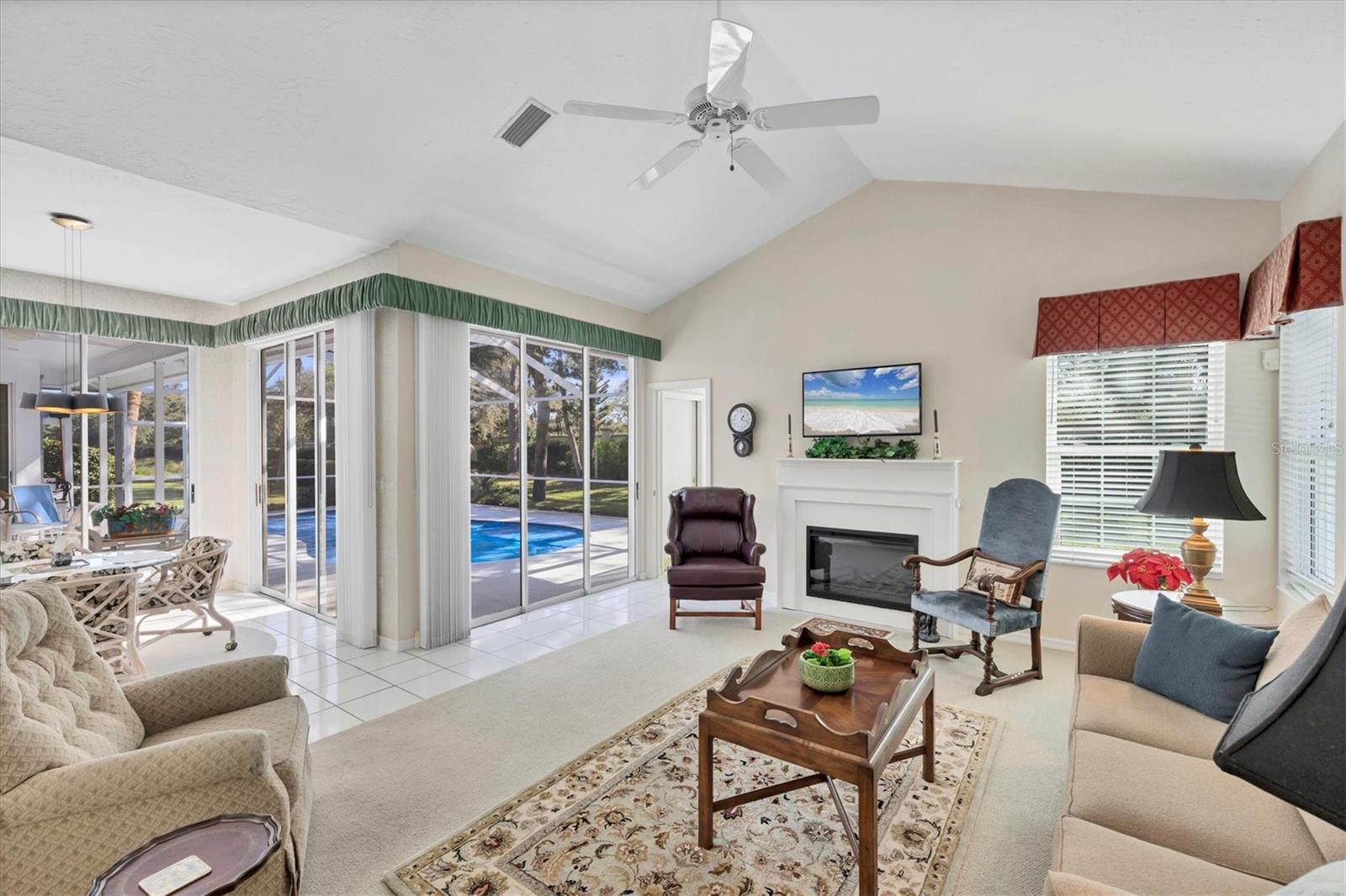 DEER CREEK - Residential