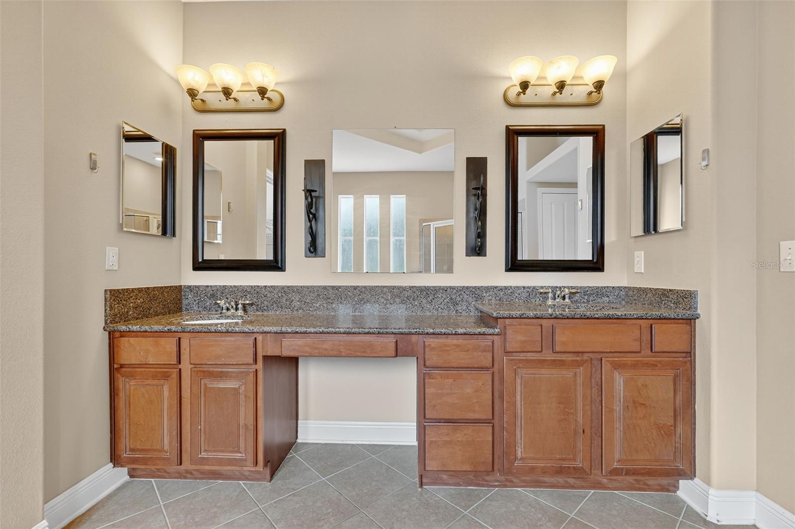 MEADOW POINTE III - Residential