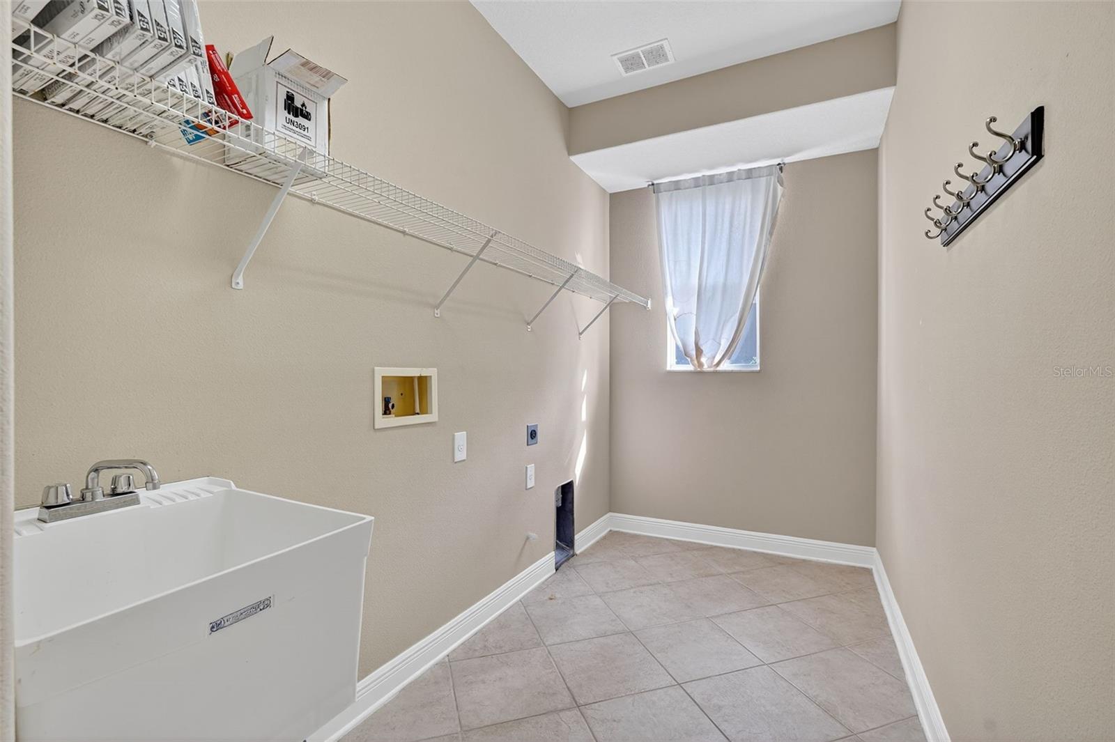 MEADOW POINTE III - Residential