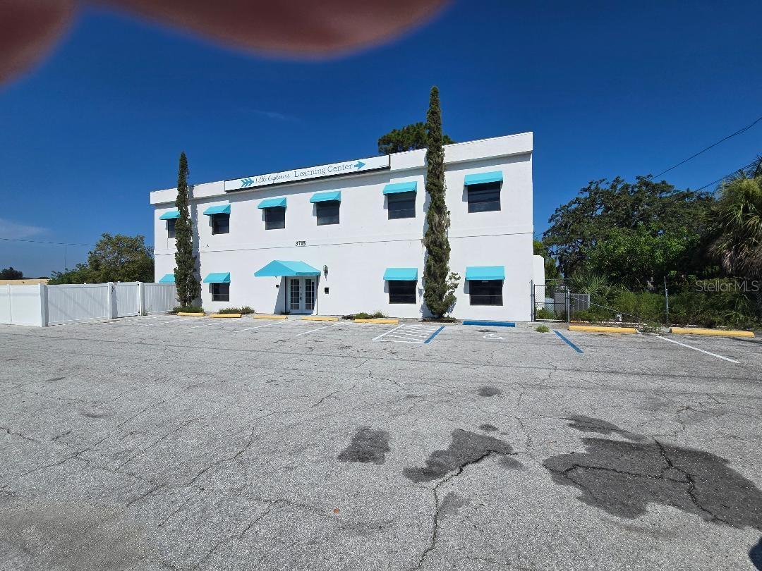 TAMPA TARPON SPGS LAND CO - Commercial Sale