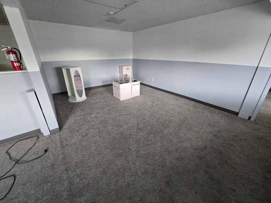 TAMPA TARPON SPGS LAND CO - Commercial Sale