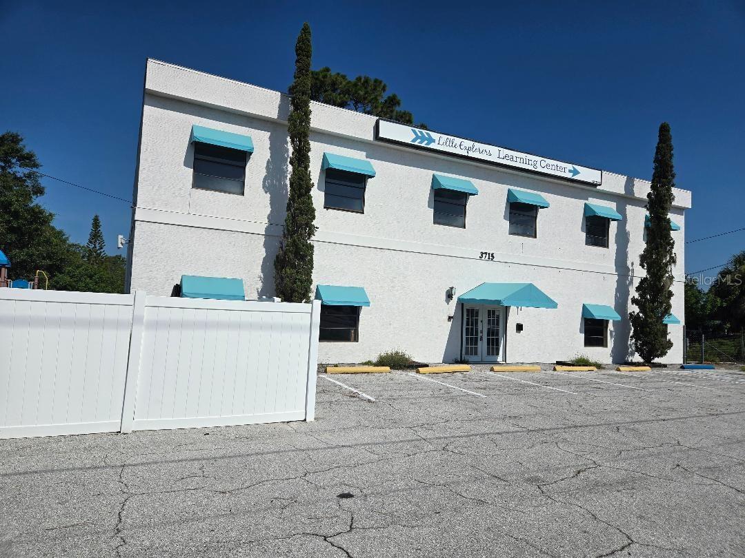 TAMPA TARPON SPGS LAND CO - Commercial Sale