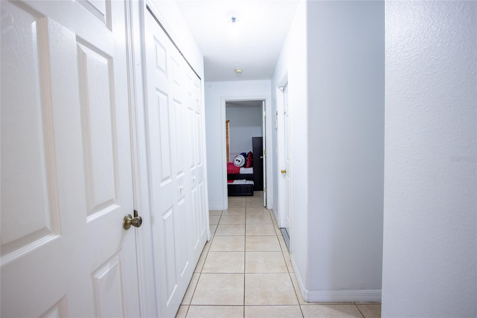 SHEFFIELD LAKESIDE ESTATES PH 03 - Residential Lease