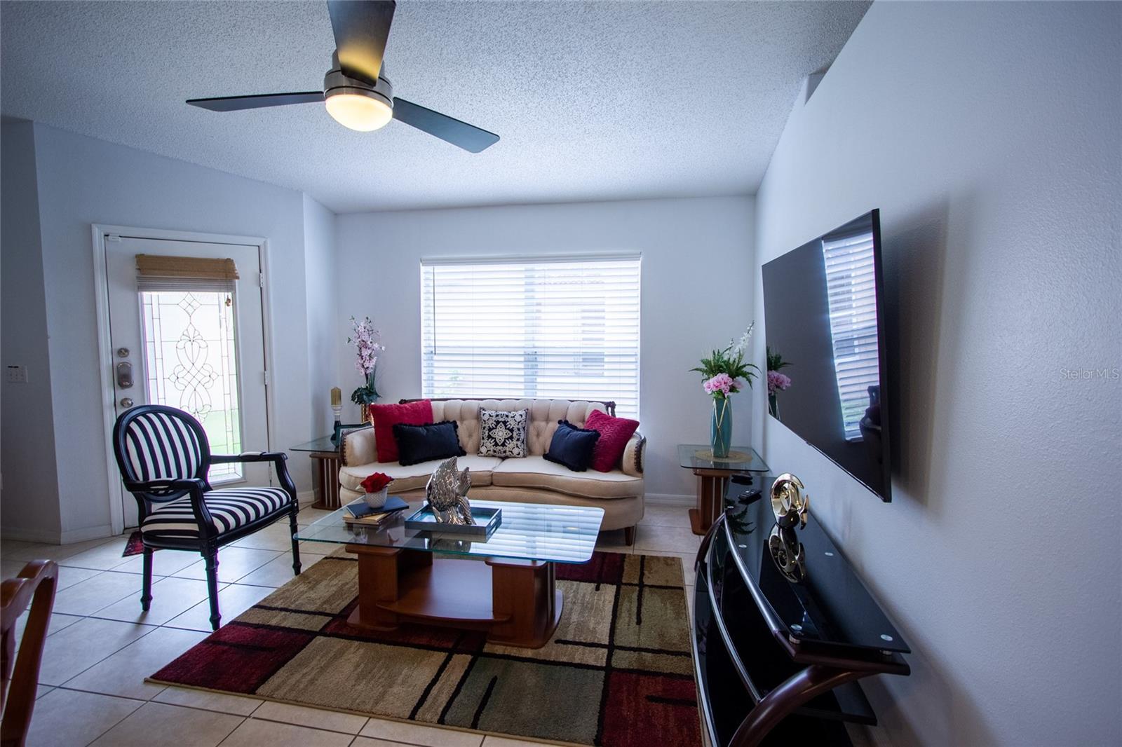 SHEFFIELD LAKESIDE ESTATES PH 03 - Residential Lease