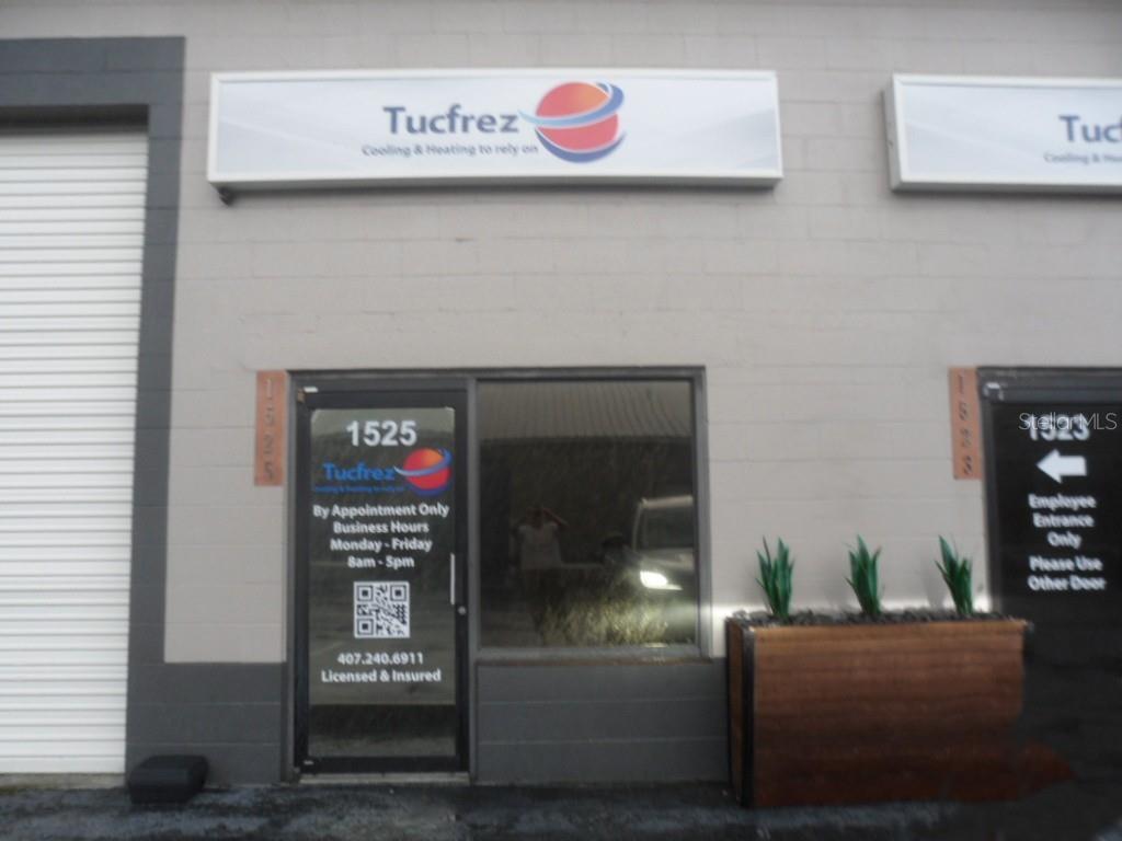 Warehouse and office space for rent. 3,453 square feet.